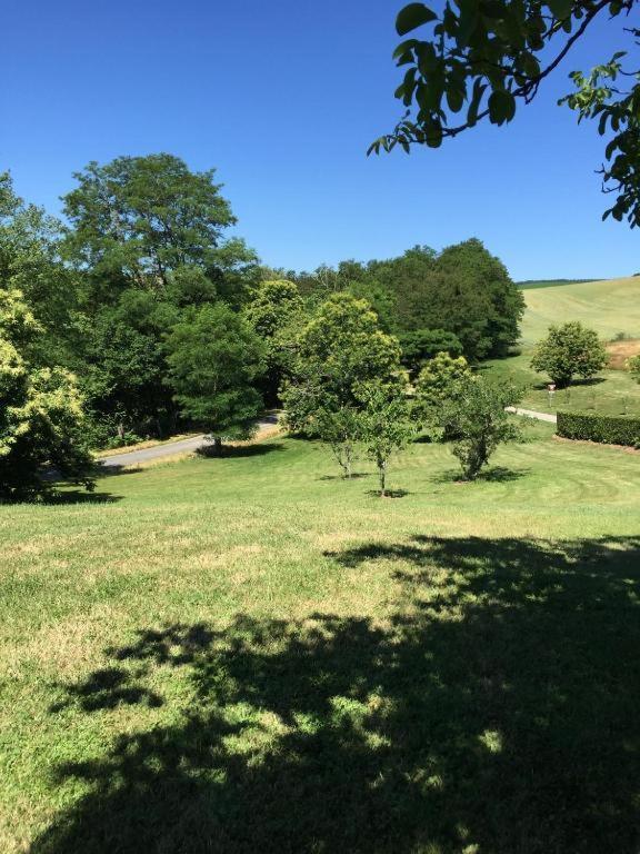 Auberge De La Normandie Junhac 외부 사진