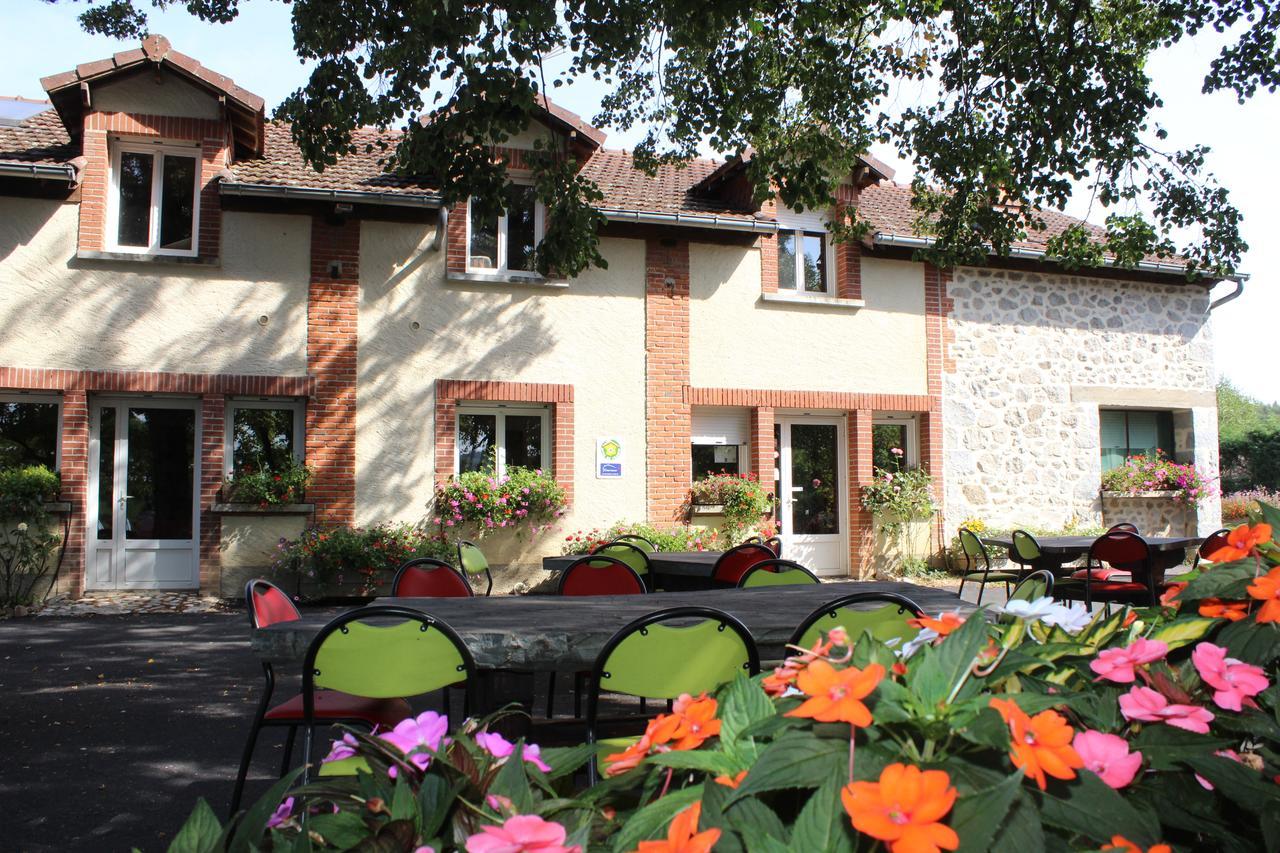 Auberge De La Normandie Junhac 외부 사진